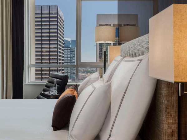 Swissotel Sydney image 12