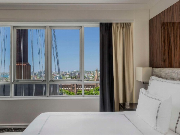Swissotel Sydney image 15